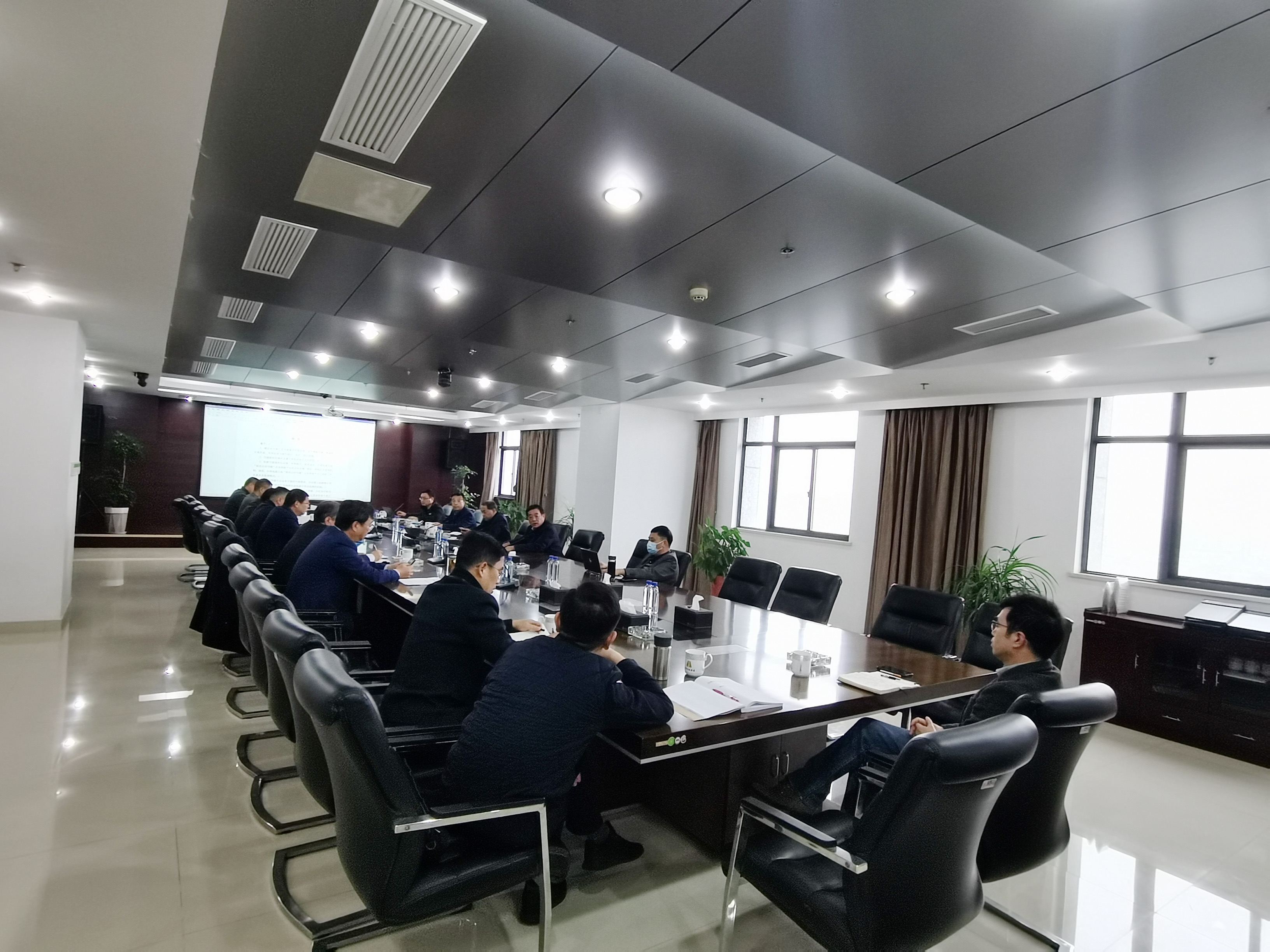圖1-2、股改方案推進(jìn)會.jpg