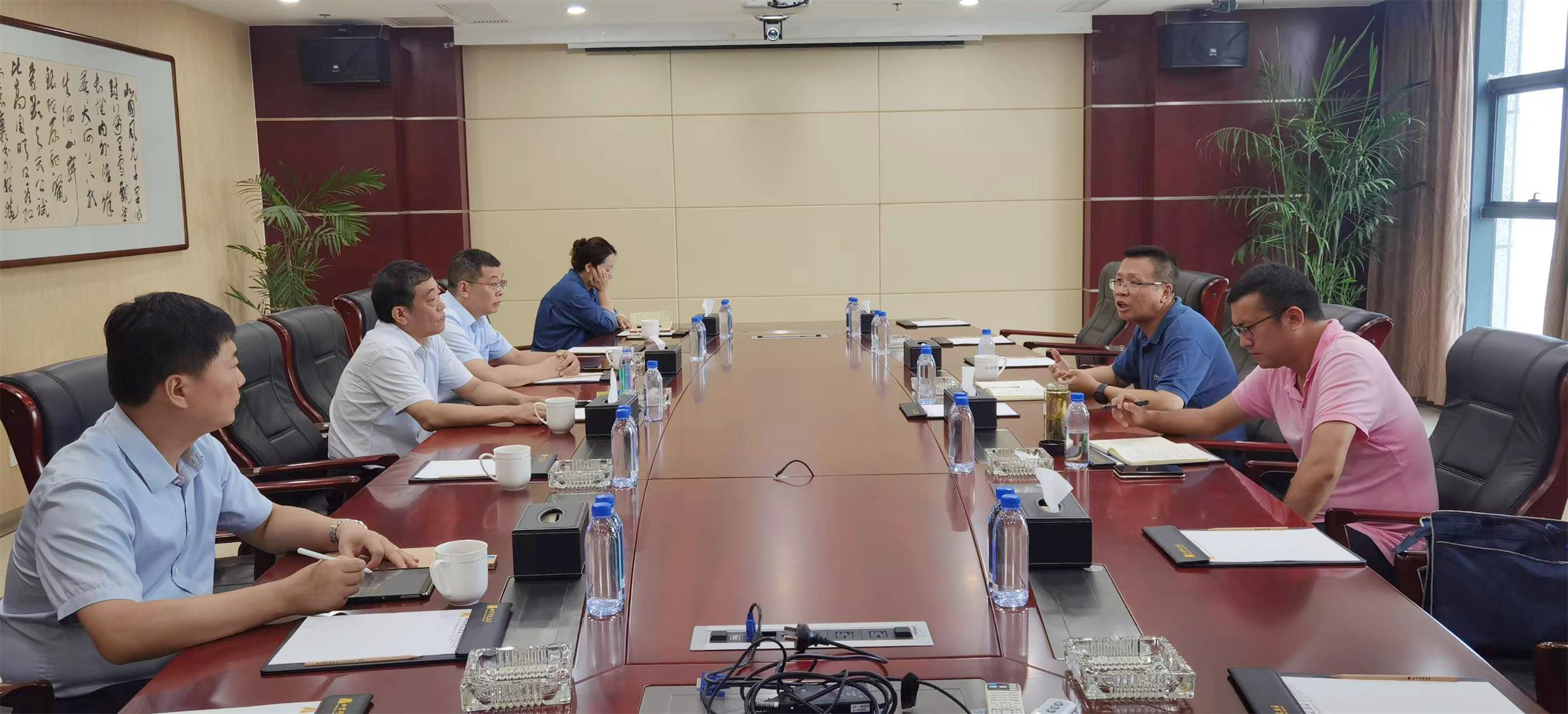 圖1-10、省建筑鋼結(jié)構(gòu)集團(tuán)調(diào)研協(xié)會(huì)來(lái).jpg